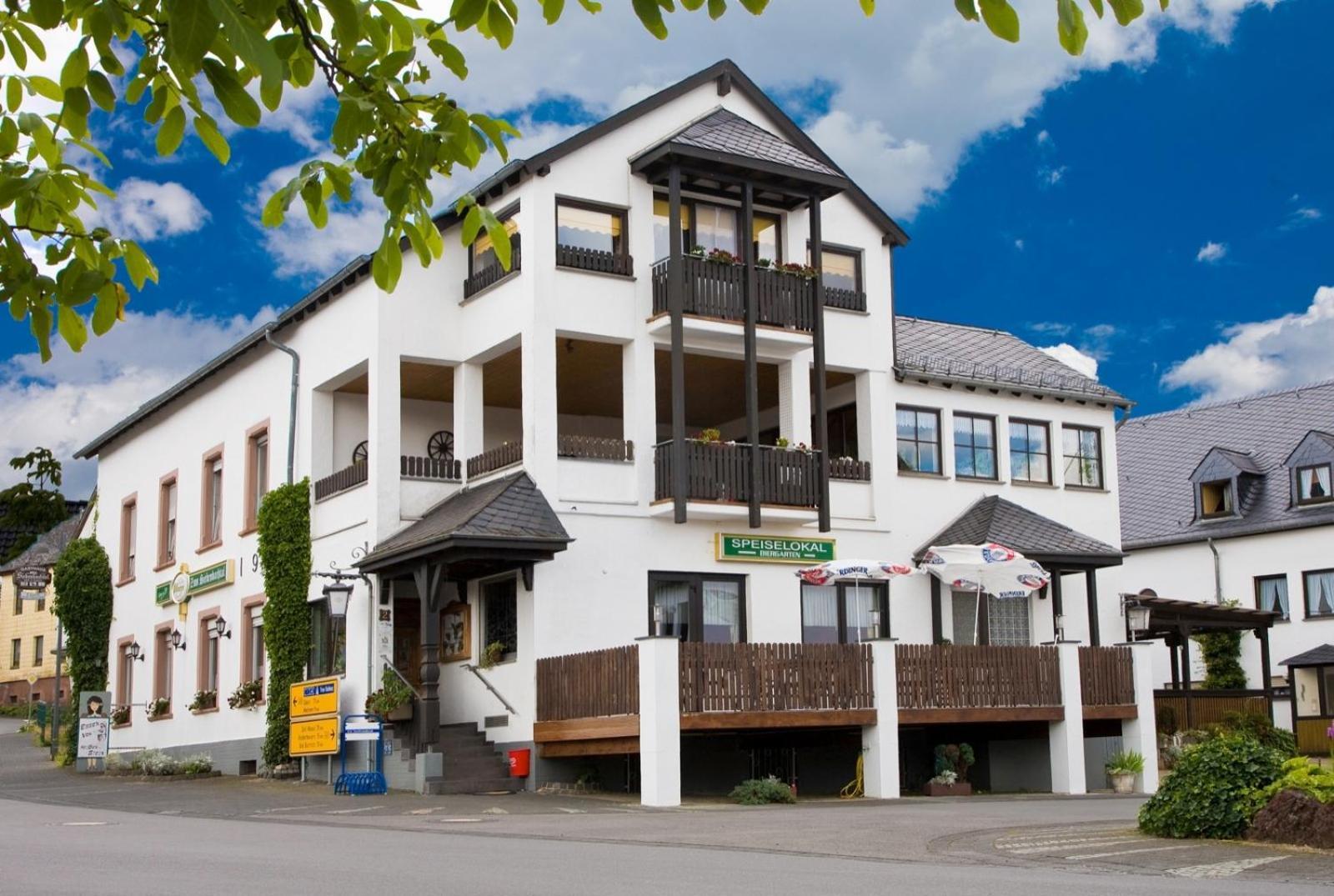 Landgasthof Zum Siebenbachtal Strotzbüsch Екстериор снимка