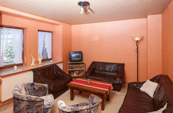 Landgasthof Zum Siebenbachtal Strotzbüsch Стая снимка